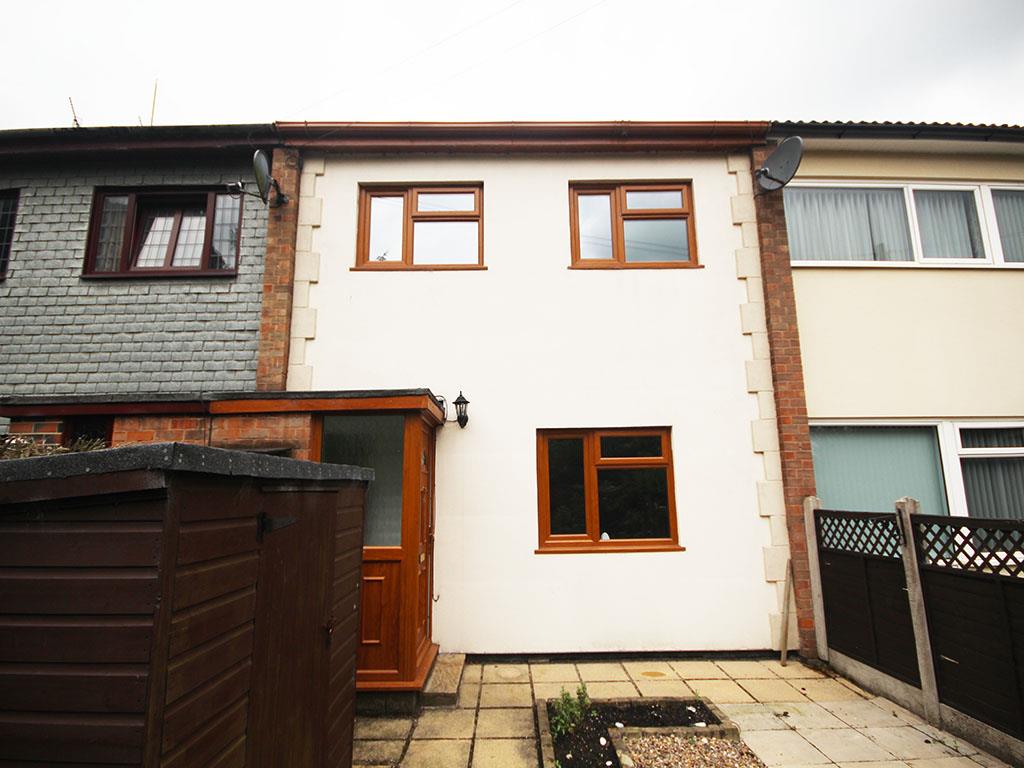3 bedroom mid terrace house To Let in Barnoldswick - Main Image